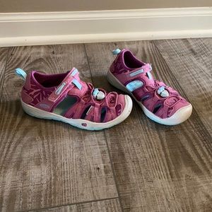 Keen closed toe sandals